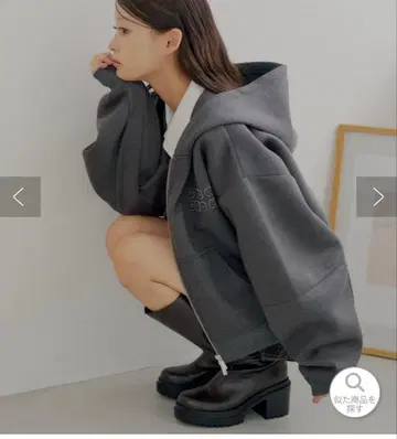 CHICO W 지퍼 볼륨 슬리브 후드 후드티