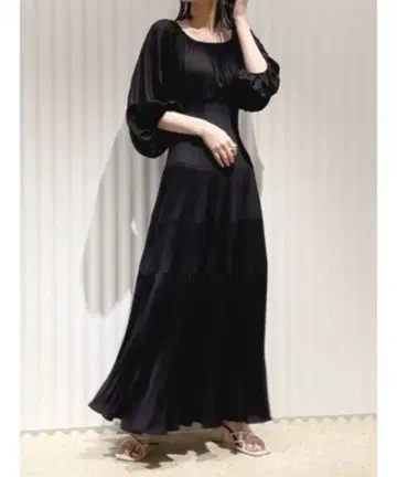 Snidel / 린넨 라이크 플리츠 원피스