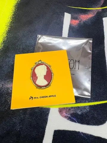 Mrs. GREEN APPLE 바벨탑 가챠 카메오 핀즈