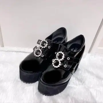 노에미 양산형 통굽 로퍼