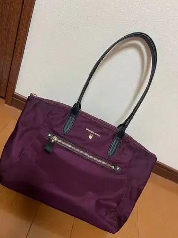 MICHAEL KORS 퍼플 토트백