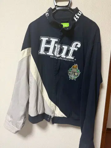 레어 Huf 20주년 자켓