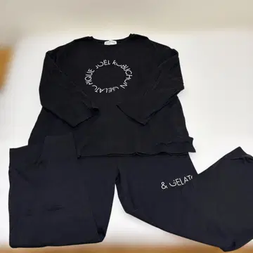 젤라또피케 룸웨어 조엘 로브숑 콜라보 상하의 세트