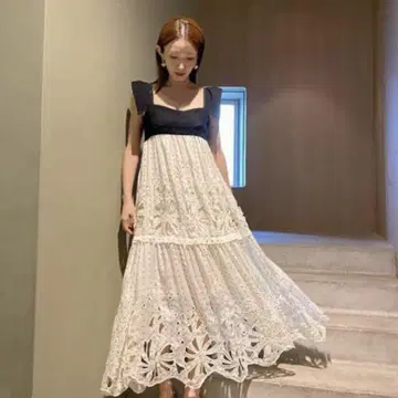 컷워크 자수 드레스 snidel