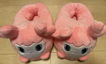 TWICE LOVELYS GiGO 한정판 봉제 인형 슬리퍼 모모