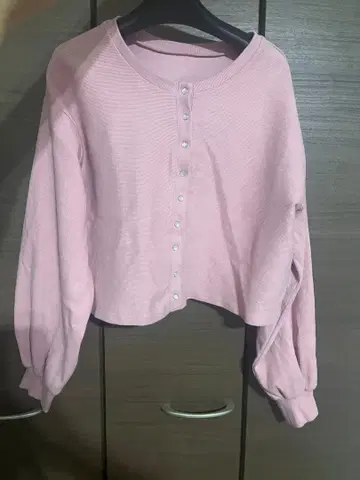 핑크 가디건