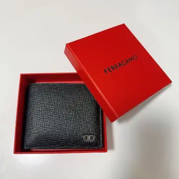 FERRAGAMO 블랙 접이식 지갑