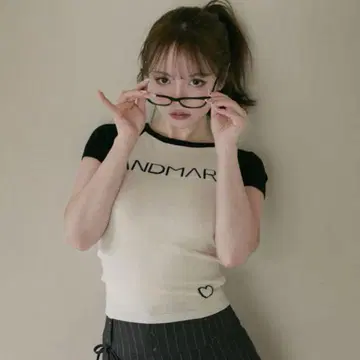 Andmary Mary 로고 니트 탑 아이보리 안도마리