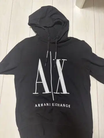 Armani Exchange 블랙 후드티
