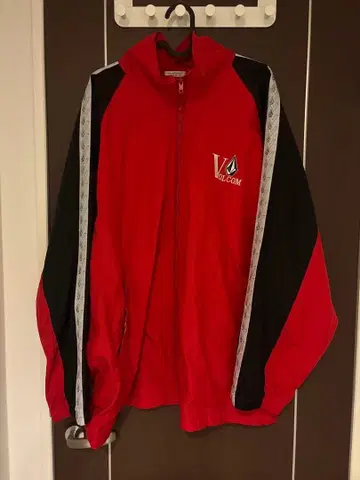 Volcom 나일론 자켓 L~XL 사이즈 레드/블랙