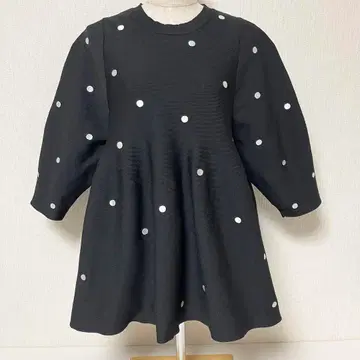 CADUNE 카듀네 도트 자수 페플럼 니트 블랙 36 새상품급 S