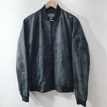 MK 마이클코어스 카모 패턴 나일론 자켓 남성용 M 구제 의류