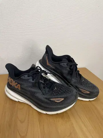 HOKA ONE ONE 클리프톤 9 23cm