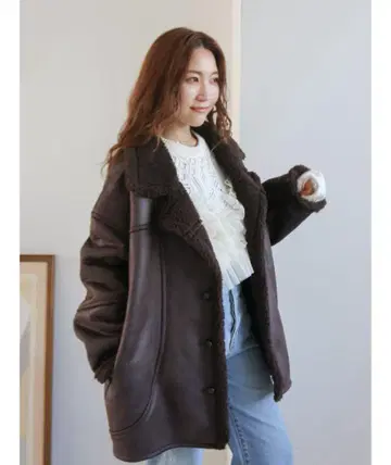 선착순 Ungrid 페이크 무스탕 루즈 블루종