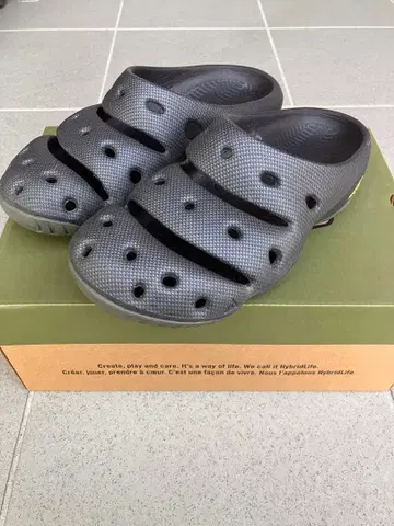 KEEN YOGUI 요기 M10 28cm
