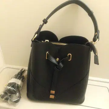 VIS 하트컷 백 블랙 가방 멋스러운 고급 bag 지퍼