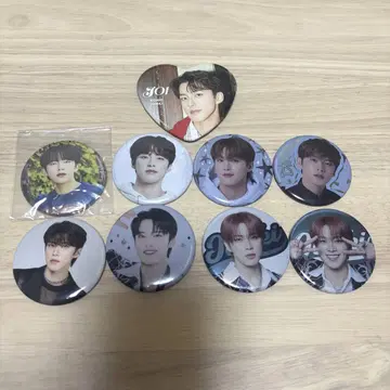 코노 준키 캔뱃지