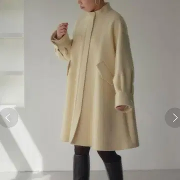 [ 새상품 ] 에멜 리파인즈 모즈라이크 A라인 코트 내추럴