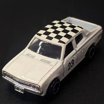 토미카 지르 특주 DATSAN PICKUP 620R