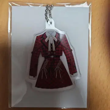 AKB48 대 의상전 아크릴 키링 오랜만의 립글로스 다이마루
