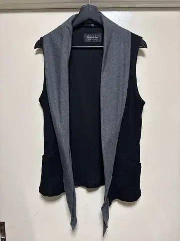 토네이도 마트 레이어드 베스트 슬리브리스 베스트 블랙/그레이 베스트