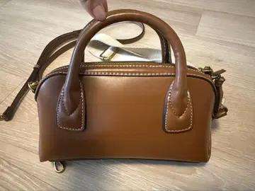 ZARA 브라운 가죽 숄더백