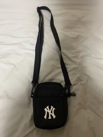 NY Yankees 숄더백 블랙