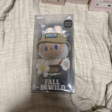 러브브 FALL IN WILD 피규어
