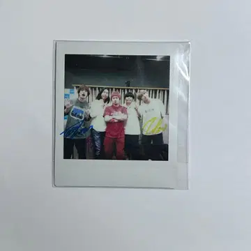 레이크레 폴라로이드 사인