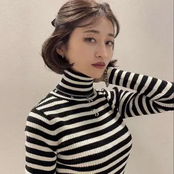 Bibby 'B' BORDER KNIT 보더 니트