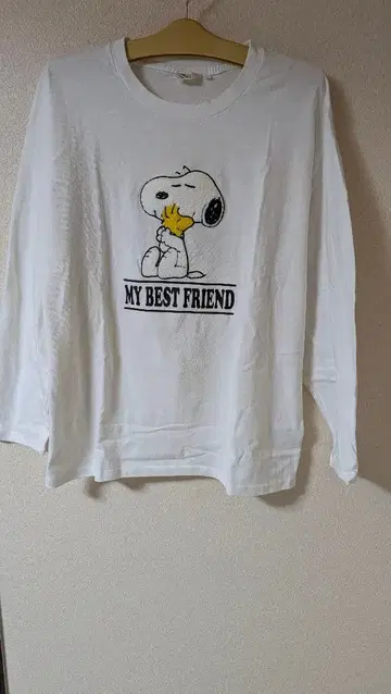 PEANUTS 스누피 T셔츠 L사이즈