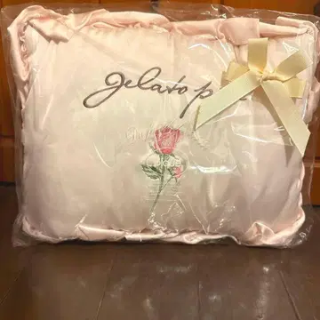 미사용 새상품 gelato pique 핑크 로즈 자수 파우치