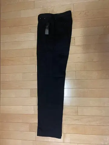 유니클로 스타일업 팬츠 핀스트라이프 블랙 324-042421