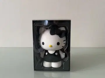 로리즈팜 키티 퀼팅 피규어 블랙
