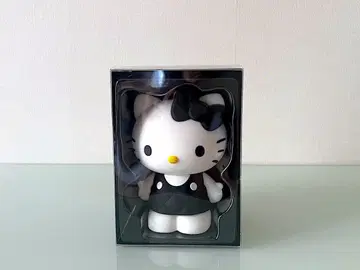 로리즈팜 키티 퀼팅 피규어 블랙