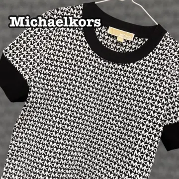 Michaelkors 새상품급 중고 반팔 니트 MK 로고 프린트 T셔츠