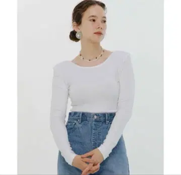 yori 어깨 패드 부착 백리스 롱Tee 화이트 36