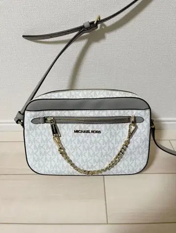 MICHAEL KORS 숄더백