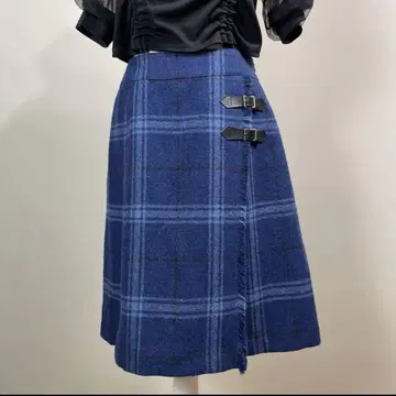 Yorkland 11AR 랩스커트풍 블루 계열 타탄 체크