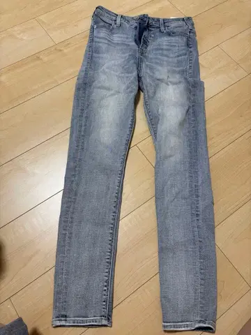 GYDA 라이트 블루 스키니 청바지