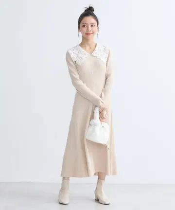 새상품급 옷깃 레이스 니트 원피스