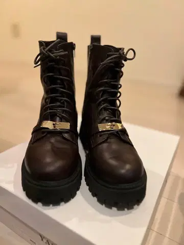 다크 브라운 가죽 엔지니어 부츠