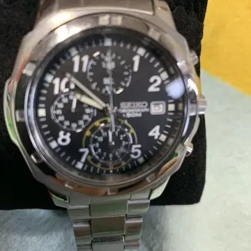 SEIKO 스피릿 크로노그래프 손목시계