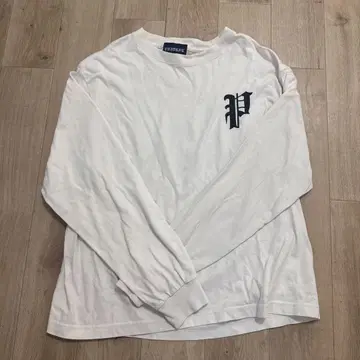 화이트 롱 슬리브 T셔츠 PHATRNK