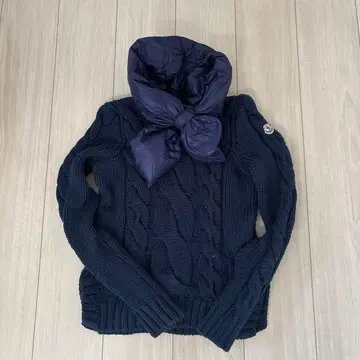MONCLER 네이비 케이블 니트 스웨터