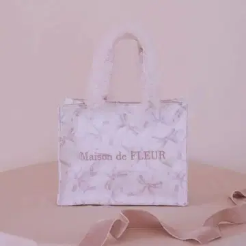 Maison de FLEUR 핑크매니아 프릴 스퀘어 토트 S 백