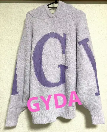 GYDA 빅 로고 후드 부착 니트 스웨터 퍼플