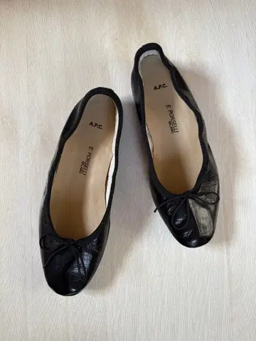 A.P.C. E. Porselli 발레 슈즈 38 블랙