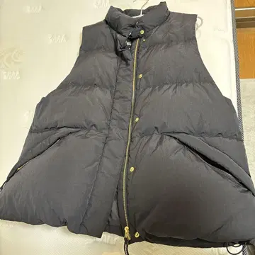 블랙 다운 베스트