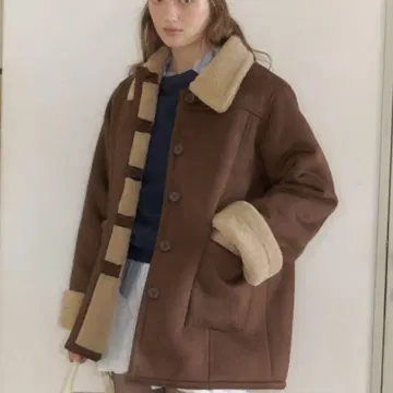 giunon 조절 가능 슬리브 무스탕 코트 다크 브라운